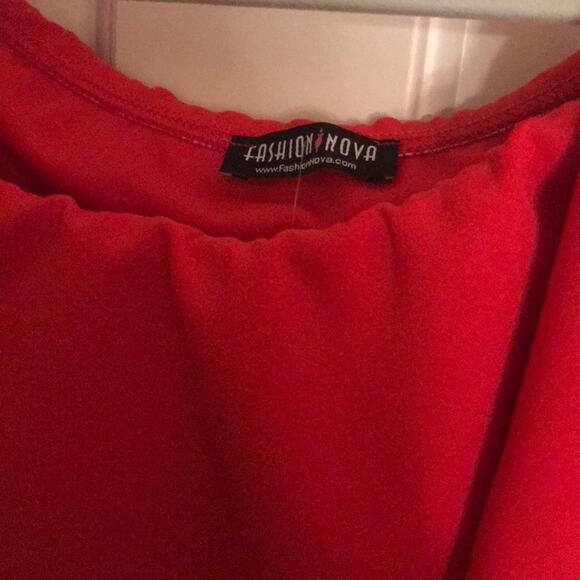 Fashion Nova red ruffled bounce flounce top M NWT - Picture 5 of 7